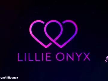 lillieonyx from Chaturbate