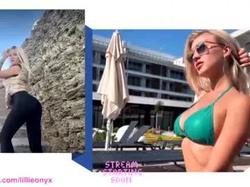 lillieonyx from Chaturbate
