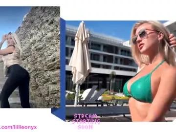 lillieonyx from Chaturbate