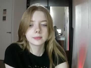 lillygoodgirll from Chaturbate