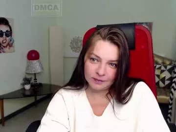 Girls: discover live performances with matured cam models, from teasing to fixations, in a variety of stunning live sex cams.