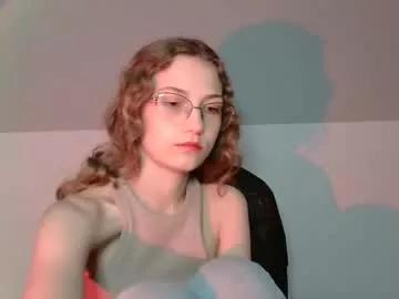 Girls: discover live performances with matured cam models, from teasing to fixations, in a variety of stunning live sex cams.