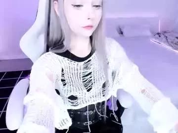 lily_weep from Chaturbate