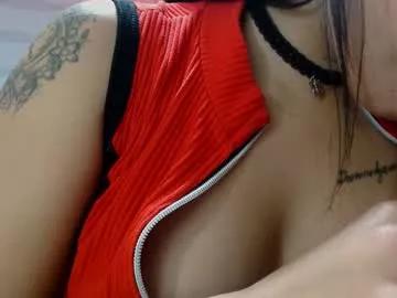 Girls: discover live performances with matured cam models, from teasing to fixations, in a variety of stunning live sex cams.