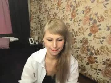 Girls: discover live performances with matured cam models, from teasing to fixations, in a variety of stunning live sex cams.
