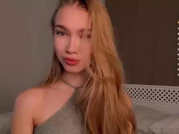 Girls: discover live performances with matured cam models, from teasing to fixations, in a variety of stunning live sex cams.