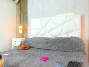 lissetlong69 from Chaturbate