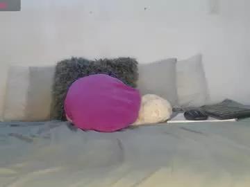 little_doll1111 from Chaturbate