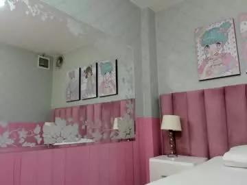 Girls: discover live performances with matured cam models, from teasing to fixations, in a variety of stunning live sex cams.