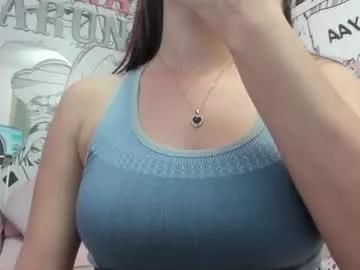 Girls: discover live performances with matured cam models, from teasing to fixations, in a variety of stunning live sex cams.