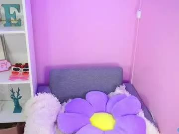 little_effy18_ from Chaturbate