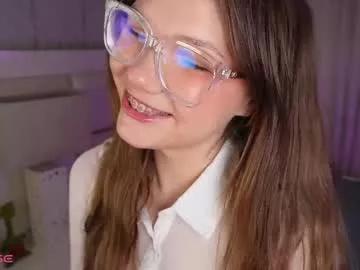 Girls: discover live performances with matured cam models, from teasing to fixations, in a variety of stunning live sex cams.