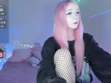 Girls: discover live performances with matured cam models, from teasing to fixations, in a variety of stunning live sex cams.
