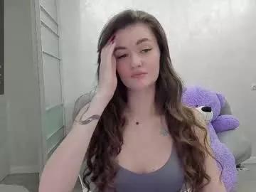 Girls: discover live performances with matured cam models, from teasing to fixations, in a variety of stunning live sex cams.