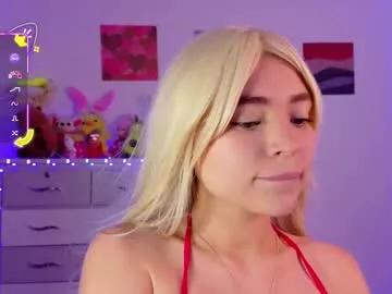 little_peanut_ from Chaturbate