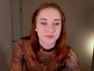 little_pretty_woman from Chaturbate is Freechat