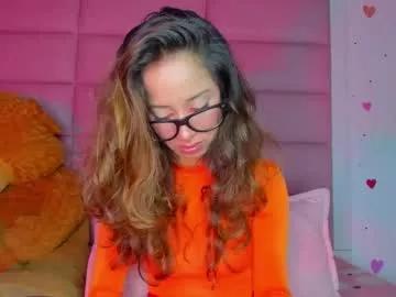 littlee_emma_ from Chaturbate