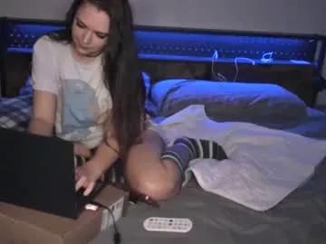littlejessielov from Chaturbate