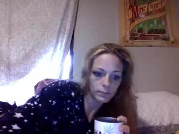 littlelonelykitten from Chaturbate