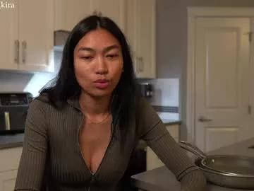 littlemiss_kira from Chaturbate