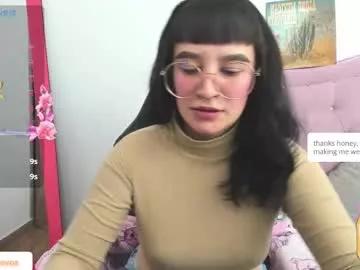 Girls: discover live performances with matured cam models, from teasing to fixations, in a variety of stunning live sex cams.