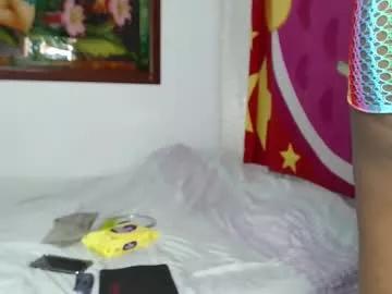 Girls: discover live performances with matured cam models, from teasing to fixations, in a variety of stunning live sex cams.