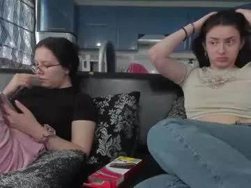 lizzi_muur from Chaturbate