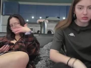 lizzi_muur from Chaturbate
