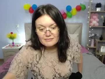 lolahikls from Chaturbate