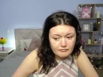 lolahikls from Chaturbate