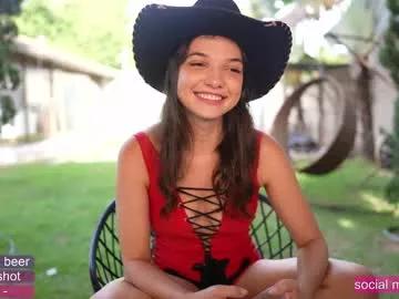 loollypop24 from Chaturbate