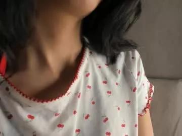 lornacutsforth model from Chaturbate