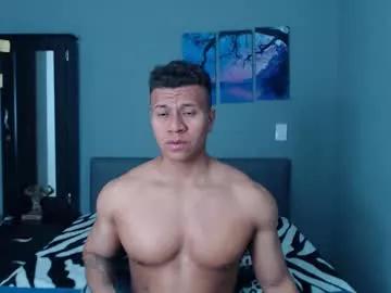 Girls: discover live performances with matured cam models, from teasing to fixations, in a variety of stunning live sex cams.