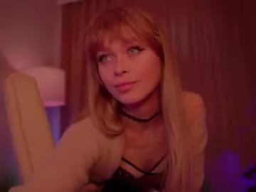 Girls: discover live performances with matured cam models, from teasing to fixations, in a variety of stunning live sex cams.