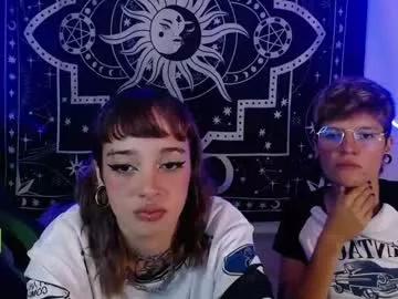 Girls: discover live performances with matured cam models, from teasing to fixations, in a variety of stunning live sex cams.