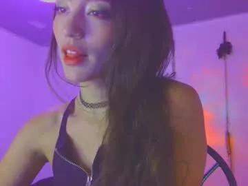 Girls: discover live performances with matured cam models, from teasing to fixations, in a variety of stunning live sex cams.