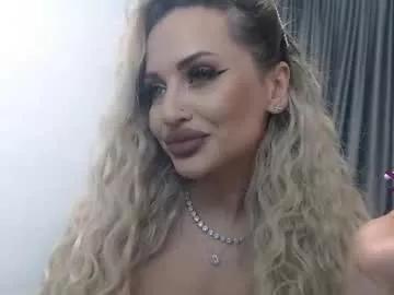 Girls: discover live performances with matured cam models, from teasing to fixations, in a variety of stunning live sex cams.