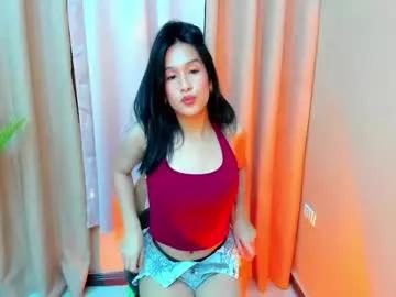 Girls: discover live performances with matured cam models, from teasing to fixations, in a variety of stunning live sex cams.