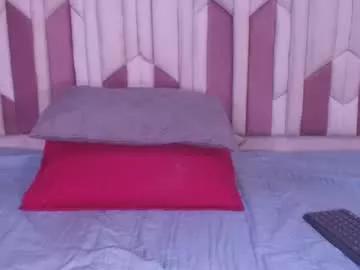 Girls: discover live performances with matured cam models, from teasing to fixations, in a variety of stunning live sex cams.