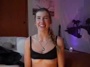 Girls: discover live performances with matured cam models, from teasing to fixations, in a variety of stunning live sex cams.