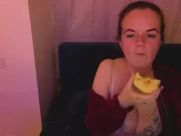 Girls: discover live performances with matured cam models, from teasing to fixations, in a variety of stunning live sex cams.