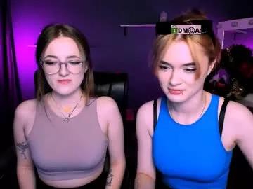 Girls: discover live performances with matured cam models, from teasing to fixations, in a variety of stunning live sex cams.