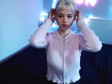 Girls: discover live performances with matured cam models, from teasing to fixations, in a variety of stunning live sex cams.