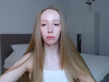 Girls: discover live performances with matured cam models, from teasing to fixations, in a variety of stunning live sex cams.