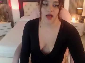Girls: discover live performances with matured cam models, from teasing to fixations, in a variety of stunning live sex cams.
