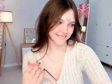 Girls: discover live performances with matured cam models, from teasing to fixations, in a variety of stunning live sex cams.
