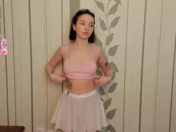 Girls: discover live performances with matured cam models, from teasing to fixations, in a variety of stunning live sex cams.