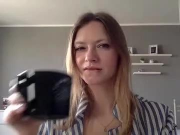 Girls: discover live performances with matured cam models, from teasing to fixations, in a variety of stunning live sex cams.