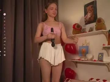 lyly_bambi from Chaturbate