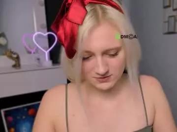 madam_ulis from Chaturbate